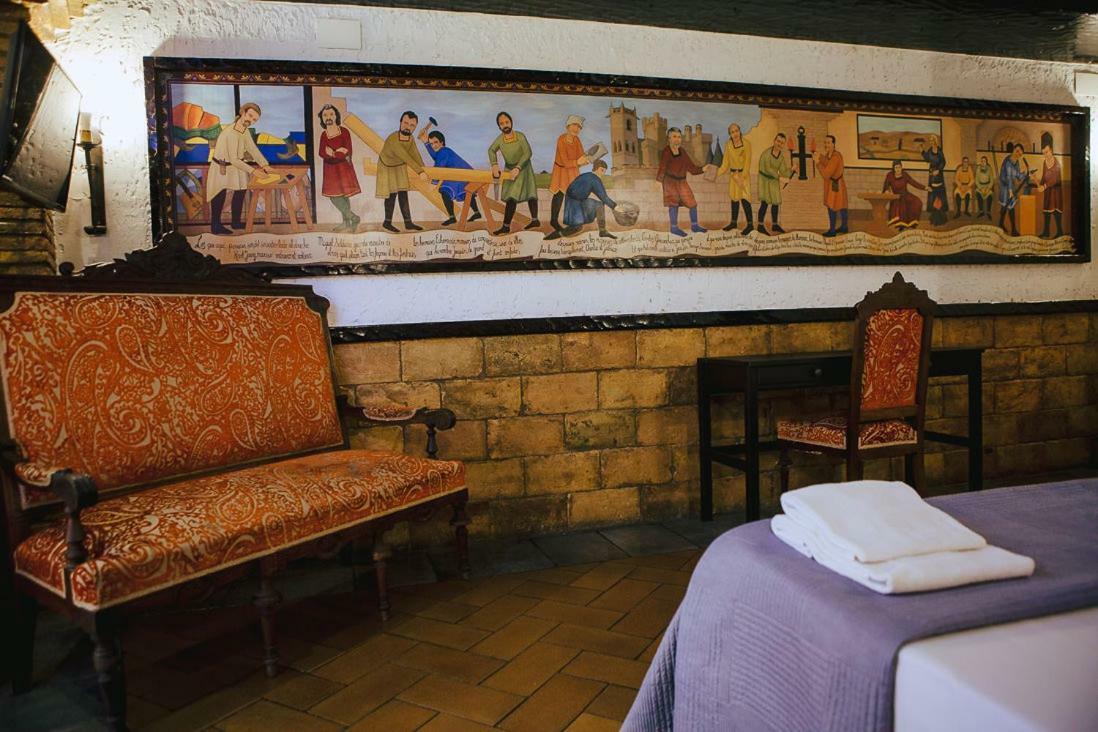 Hotel&Bar Ducay Olite Zewnętrze zdjęcie