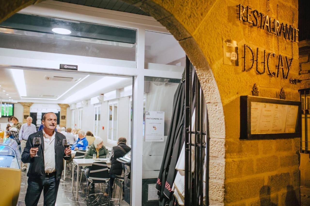 Hotel&Bar Ducay Olite Zewnętrze zdjęcie
