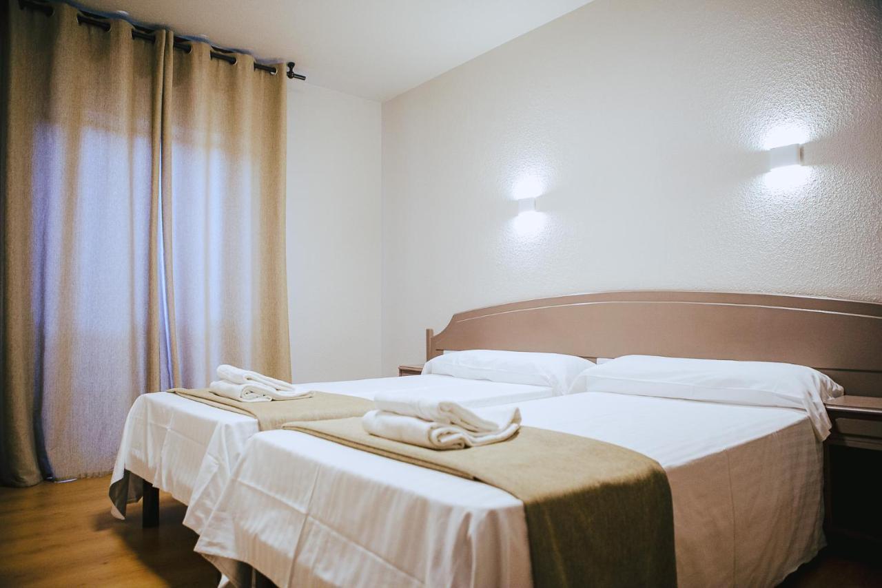 Hotel&Bar Ducay Olite Zewnętrze zdjęcie