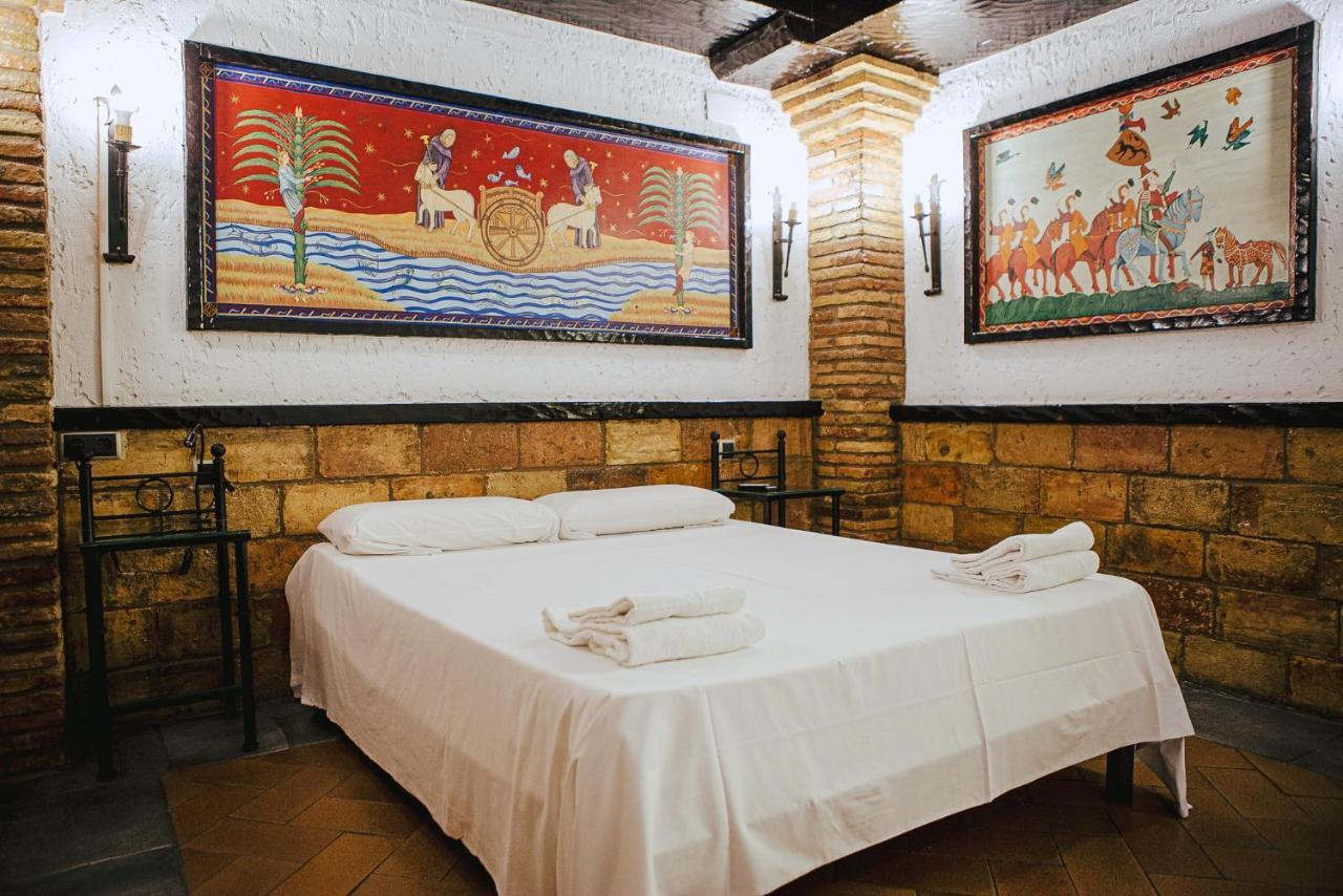 Hotel&Bar Ducay Olite Zewnętrze zdjęcie